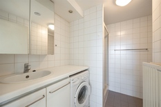 ANTWERPEN - Tussen Hopland en Meir: Dakappartement met maar liefst 30m² aan zonneterrassen, op topligging.
 
Dit appartement bevindt zich in het centrum van de stad, tussen de Meir en Hopland, in het meest bruisende gedeelte van het Antwerpse stadscent