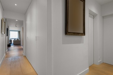 WILRIJK-ANTWERPEN: Den Brandt/Nachtegalenpark: Superb, volledig gerenoveerd appartement op toplocatie (ca 240m² ) met 4 slaapkamers + terrassen en 2 garages.
 
Dit prachtig appartement is gelegen op de 2° verdieping van een stijlvolle en zeer gegeerde