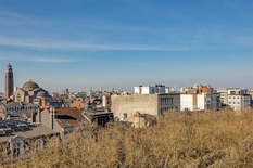 ANTWERPEN - Jan Van Rijswijcklaan: BOHO-style penthouse met superb, groot zonneterras met een panorama over heel Antwerpen +  P.

BESCHRIJVING:

Men betreedt deze sfeervolle penthouse via de 7° verdieping die baadt in het licht. 
Met maar liefst 3 t