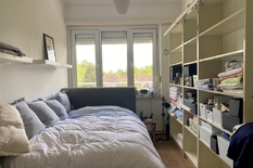 WILRIJK - Park Den Brandt: Zeer  aangenaam appartement met 2 slaapkamers en terras.

BESCHRIJVING:

Het appartement is gelegen op de 3° verdieping van een goed onderhouden gebouw.
Inkom via een beveiligde deur.
Inkomhal op parket met vestiairekast 
