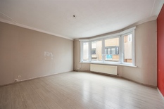 ANTWERPEN - 't Zuid: - Ruime woning met renovatiepotentieel en wonen/werken op toplocatie op enkele stappen van het KMSKA

BESCHRIJVING:

Bent u op zoek naar een renovatieproject op toplocatie met de mogelijkheid om tevens uw professionele activiteit 