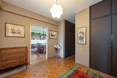 ANTWERPEN - Linkeroever: Zeer groot appartement (ca 195m²) met 4 slaapkamers en 3 badkamers. Weids uitzicht over het Sint-Annabos en de skyline van Antwerpen. EPC-label B.

Het appartement is gelegen op de 8° verdieping van residentie 'Ter Schelde', o