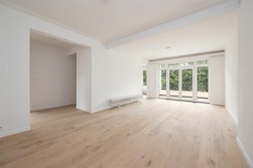 ANVERS - Expo : Appartement entièrement rénové au rez-de-chaussée avec 2 chambres à coucher et un grand jardin. 

Situé au rez-de-chaussée d'un petit immeuble sans ascenseur, cet appartement a été entièrement rénové avec des matériaux de ha