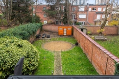 ANVERS - Expo : Appartement entièrement rénové au rez-de-chaussée avec 2 chambres à coucher et un grand jardin. 

Situé au rez-de-chaussée d'un petit immeuble sans ascenseur, cet appartement a été entièrement rénové avec des matériaux de ha