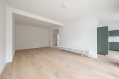ANVERS - Expo : Appartement de 2 chambres entièrement rénové avec terrasse spacieuse. Score PEB B.

Situé au 1er étage d'un petit immeuble sans ascenseur, cet appartement a été entièrement rénové avec des matériaux de haute qualité.
Situati