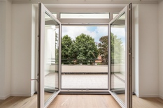 ANVERS - Expo : Appartement de 2 chambres entièrement rénové avec terrasse spacieuse. Score PEB B.

Situé au 1er étage d'un petit immeuble sans ascenseur, cet appartement a été entièrement rénové avec des matériaux de haute qualité.
Situati