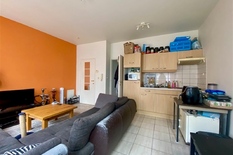 ANVERS - 't Zuid - Goedehoopstraat 25 : Joli appartement à côté de l'Escaut et de la Kloosterstraat. 

DESCRIPTION :

Joli appartement au 2e étage d'un petit immeuble situé dans un emplacement privilégié à Anvers, à quelques pas de l'Escaut.
