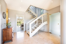 WILRIJK: Luxurious villa on 1,754m² with 6 bedrooms, 3 bathrooms, practice and double garage. EPC label B.