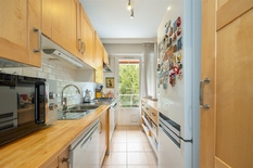 BERCHEM - Fruithoflaan: Pleasant flat with 2 bedrooms, 2 terraces and garage box