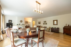 BERCHEM - Fruithoflaan: Pleasant flat with 2 bedrooms, 2 terraces and garage box