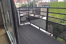 WILRIJK - Bij Park Den Brandt: Volledig gerenoveerd appartement met 2 slaapkamers en zuid-gericht terras.