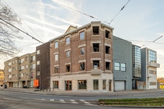 WILRIJK - Den Brandt: Completely renovated commercial ground floor of approx. 95m² next to Maison Guiette by Le Corbusier.