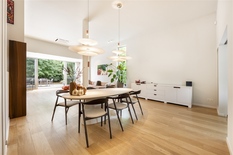 WILRIJK - Elsdonk: Luxurious and spacious villa with 5 bedrooms and 4 bathrooms, high-quality finish in the sought-after Elsdonk neighbourhood. EPC label C.