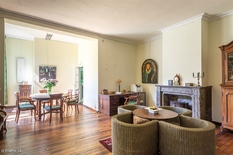 ANTWERPEN - Bij Oudaan en Mechelseplein: Uitzonderlijke meesterwoning in Neoclassicistische stijl in hartje stad met gevelbreedte van 17m, overdekt binnenzwembad, inpandige garage en zuidtuin. EPC Label B