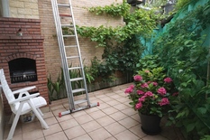 WILRIJK - Valaar : Maison prête à emménager avec 3 chambres, garage et jardin urbain.

Cette maison parfaitement entretenue a été rénovée en 2014 et est située dans une rue agréable.
La maison vient d'être entièrement repeinte et équipée d
