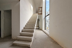 ANVERS - Harmonie : Spacieux appartement casco duplex (195m²) avec terrasse.