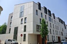 ANTWERPEN - Harmonie: Ruim casco duplexappartement (195m²) met terras.
