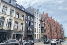 ANVERS - 't Zuid : Nouveau penthouse-duplex de 2 chambres à coucher avec 2 terrasses et vue latérale sur l'Escaut.
