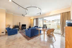 BERCHEM - Near Fruithoflaan: Superb penthouse with 3 bedrooms, 2 bathrooms, 155m² terraces and garage box. EPC label C.