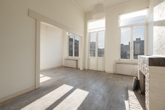 ANTWERP - 't Zuid: Lambermontplaats: Uniquely located renovation project with garage for 5 cars in a prime location.

DESCRIPTION:
Lambermontplaats forms a prestigious link between the Royal Museum of Fine Arts Antwerp (KMSKA) and the historic site of