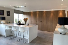 ANTWERP/WILRIJK - Park Den Brandt: Luxurious and spacious corner flat of approx. 210m² with 3 bedrooms, a beautiful terrace and a garage.
DESCRIPTION:
Exceptional corner flat of approx. 210m² situated on the 6th floor of a sought-after building o