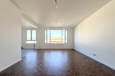 WILRIJK - Park Den Brandt: Volledig gerenoveerd appartement met 2 slaapkamers. Eerste bewoning na renovatie. EPC-label B.

Dit kleinschalig gebouw zonder lift is gelegen in een rustige straat in een gegeerde buurt op wandelafstand van Park Den Brandt, d