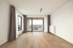 ANVERS - Zurenborg : Duplex-penthouse avec 3 chambres, 3 terrasses et 2 places de parking.

DESCRIPTION : 
Situé dans le quartier très prisé de Zurenborg, cet emplacement combine la vie urbaine animée avec un cadre de vie agréable.
Ce duplex-pent