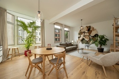 ANTWERPEN - Jan Van Rijswijcklaan: Volledig gerenoveerd, instapklaar en bemeubeld appartement met 2 slaapkamers

BESCHRIJVING:

Dit prachtig gerenoveerd en volledig bemeubeld appartement bevindt zich op de 1° verdieping van een verzorgd en goed onder