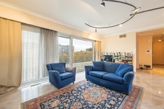 BERCHEM - Fruithoflaan : Superbe penthouse avec 3 chambres, 2 salles de bains, 155 m² de terrasses et garage. Score PEB C.