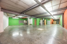 Antwerpen - Lange Herentalsestraat : Grote opslagruimte van 224 m² in het centrum van Antwerpen
Op een centrale locatie in het centrum van Antwerpen bevindt zich deze ruime opslagruimte van in totaal ca. 224 m², met directe toegang aan de straat en ver
