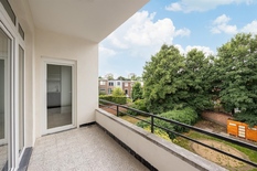 ANTWERP - Expo: Fully renovated 2-bedroom flat with spacious terrace. EPC - B
Located on the 2° floor of a small building without lift, this flat was completely renovated with high-quality materials.
Very quiet location in the residential Expo distri