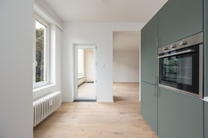 ANTWERP - Expo: Fully renovated 2-bedroom flat with spacious terrace. EPC - B
Located on the 2° floor of a small building without lift, this flat was completely renovated with high-quality materials.
Very quiet location in the residential Expo distri