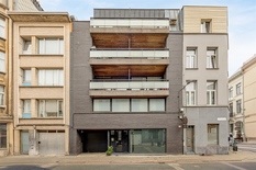 ANTWERPEN - Lange Herentalsestraat: Grote opslagruimte van 224 m² in het centrum van Antwerpen
BESCHRIJVING:
Op een centrale locatie in het centrum van Antwerpen bevindt zich deze ruime opslagruimte van in totaal ca. 224 m², met directe toegang aan